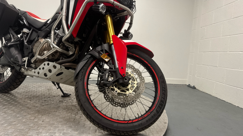 Honda Africa Twin CRF1000AHE (17MY)